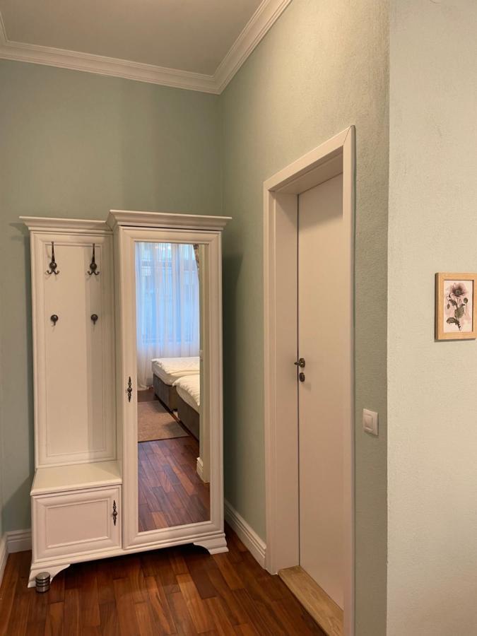 Vila Missy Deva Buitenkant foto