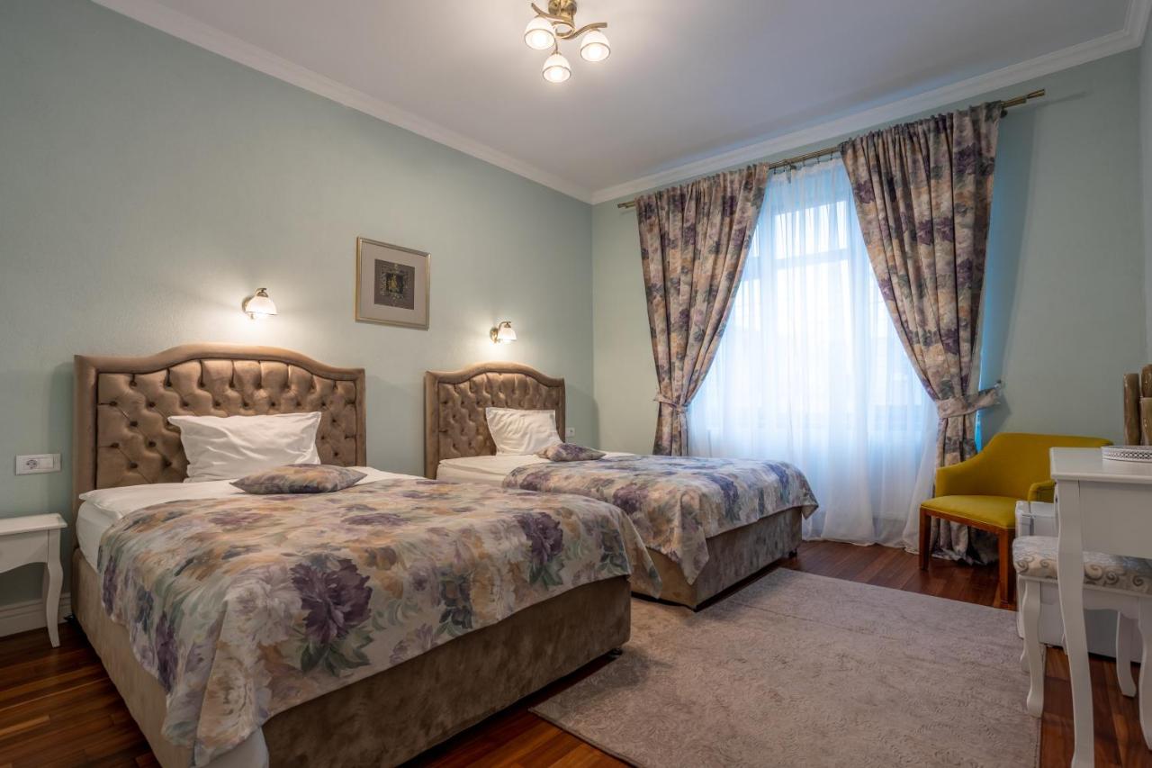 Vila Missy Deva Buitenkant foto